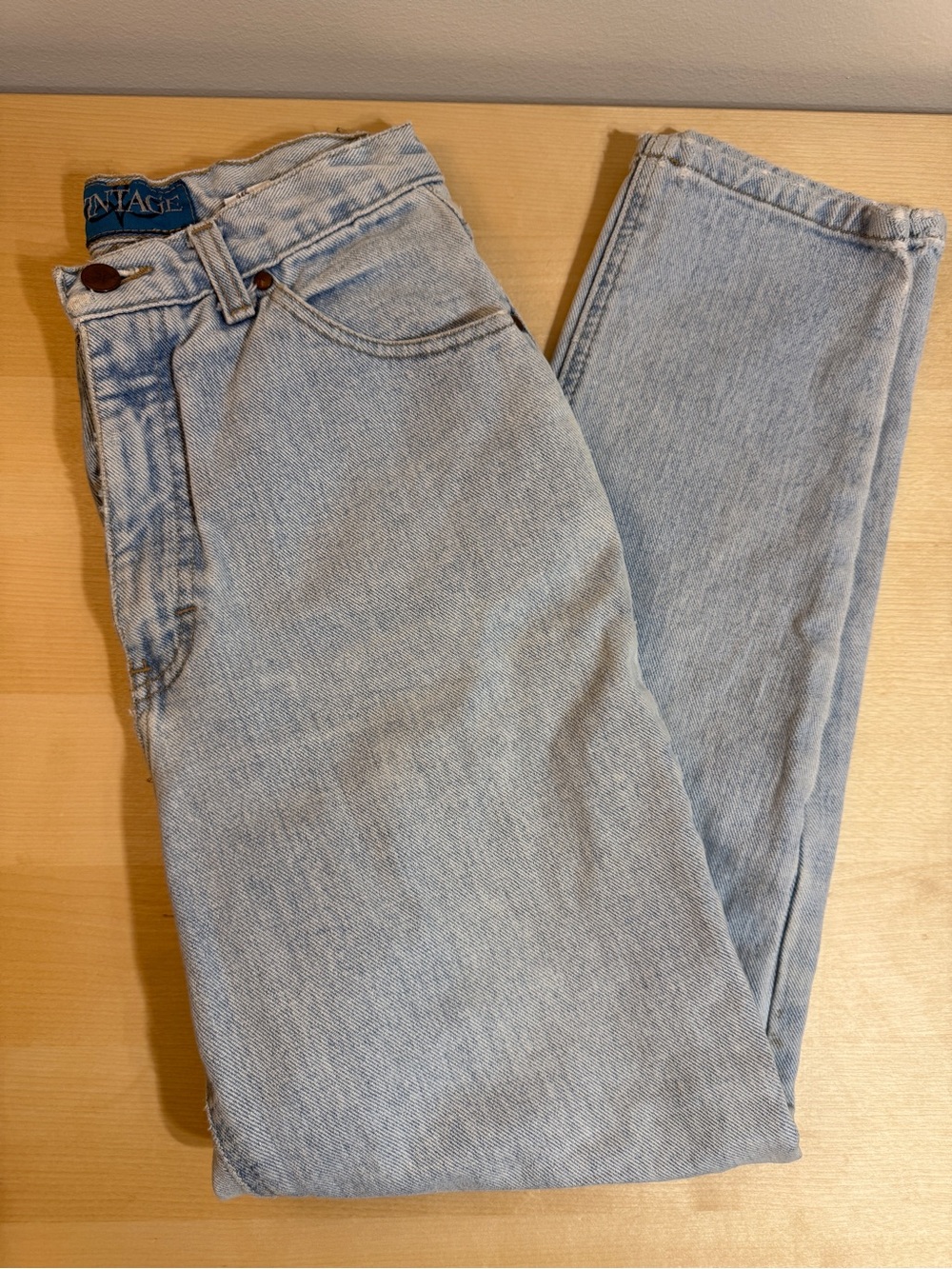Y2K ‘Vintage’ Brand Light Acid Wash Women’s Straight Jeans